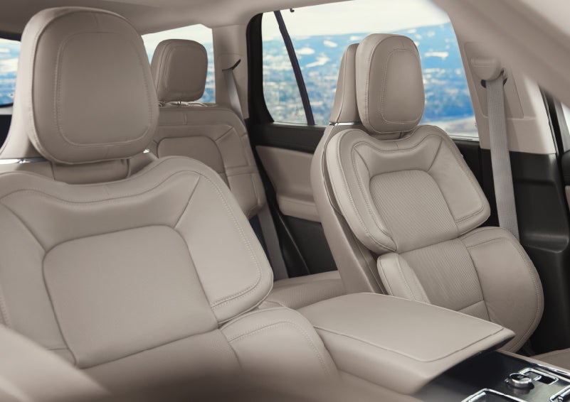 The interior of a 2024 Lincoln Aviator® SUV in the Sandstone interior color | Klaben Lincoln in Kent OH